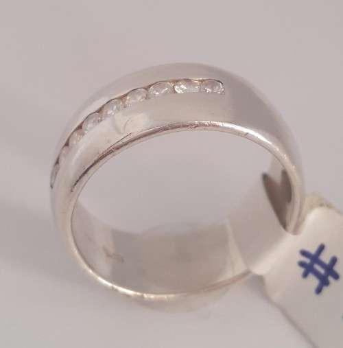 CZ 7.8mm Band in Silver- Size 7.5