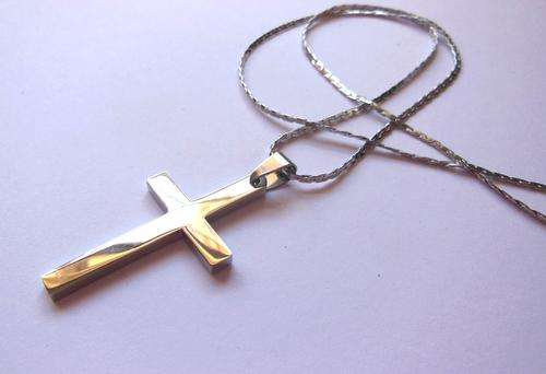 Stainless Steel Cross Pendant and 45cm Chain