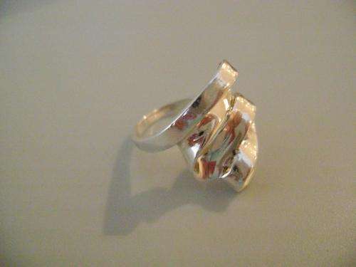 UNUSUAL SILVER RING