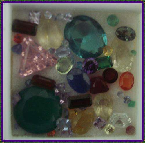 STUNNING  SET OF MIXED GEMS - 31 CT+   SAPPHIRES   QUARTZ RUBY ETC