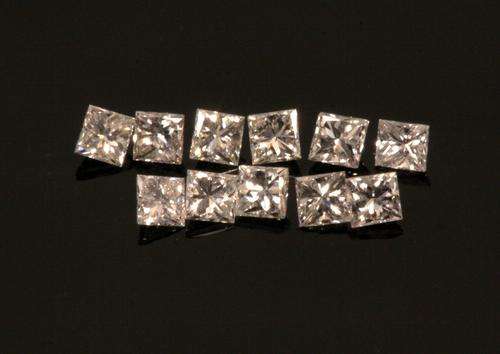 0.255ct PRINCESS CUT DIAMONDS