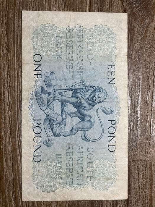 MH de Kock  ***  Een Pond  ***   1949 Second issue  ***  creased abd scarce
