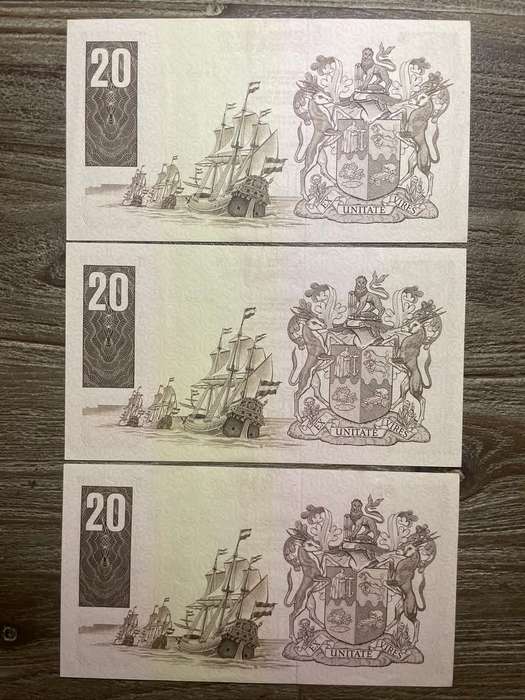 GPC de Kock  ***  R20  ***   Third issue  ***  Very collectable and crisp  3 in sequence