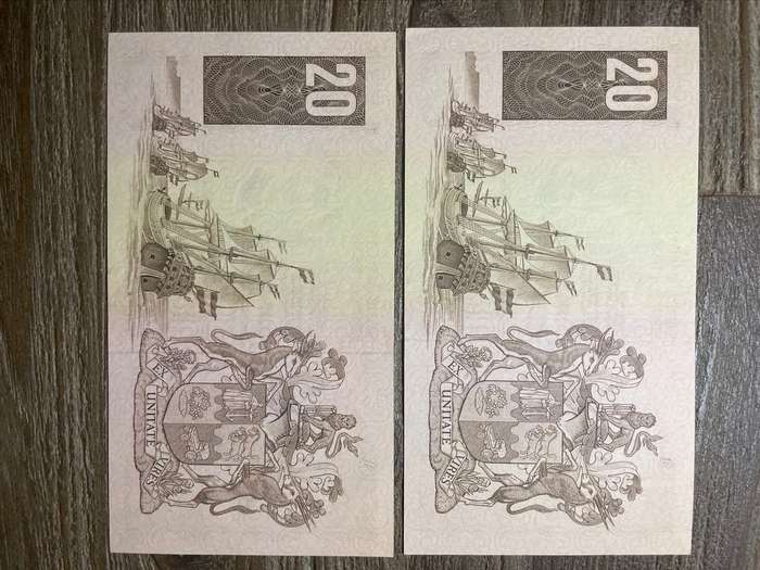 GPC de Kock  ***  R20  ***   Third issue  ***  Very collectable and crisp 2  in sequence