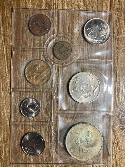 1971  *** uncirculated set * with silver R1