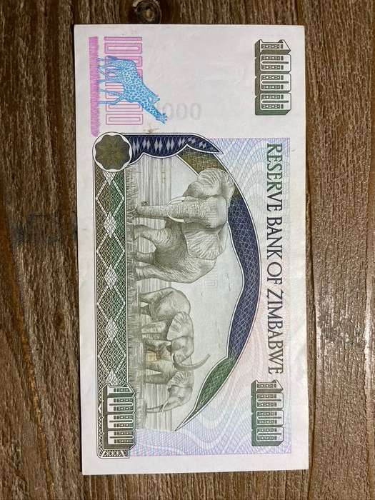 Angola   *  500 escudos  *  1973  *  very collectable
