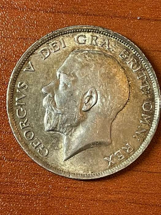 1916 *** 2 1/2 Shilling *** Great Britain *** excellent details great strike