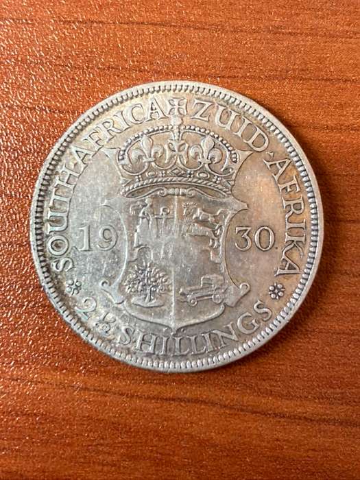 1930 *** 2 1/2 Shilling *** Vf condition *** Scarce coin