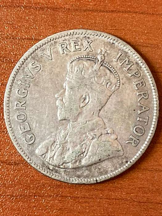 1930 *** 2 1/2 Shilling *** Vf condition *** Scarce coin
