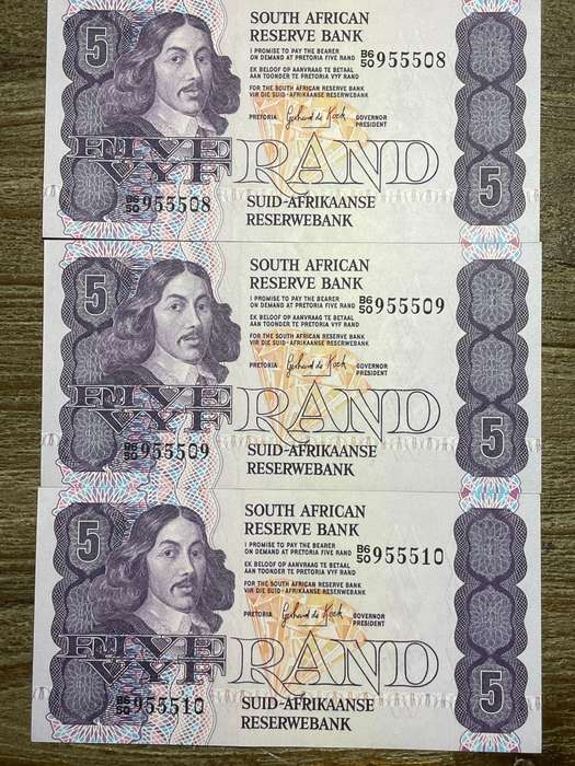GHC de Kock *** R5 ***1989 3rd issue *** 3 consecutive notes note paper clip marking
