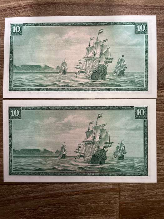De Jongh *** R10 *** 1975 third issue *** 2 great consecutive notes, scarce