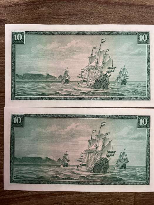 De Jongh *** R10 *** 1975 third issue *** 2 great consecutive notes