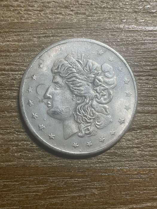 No date *** unknown crown *** Imitation Crown not silver