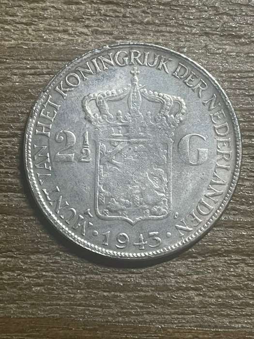 1945 *** 2.5G Mexico *** Imitation Crown not silver