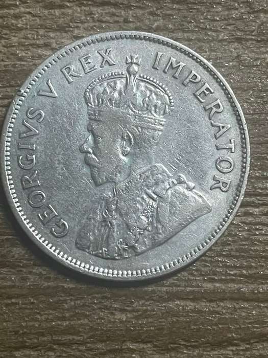 1932 *** 2 1/2 Shilling *** decent compared to others
