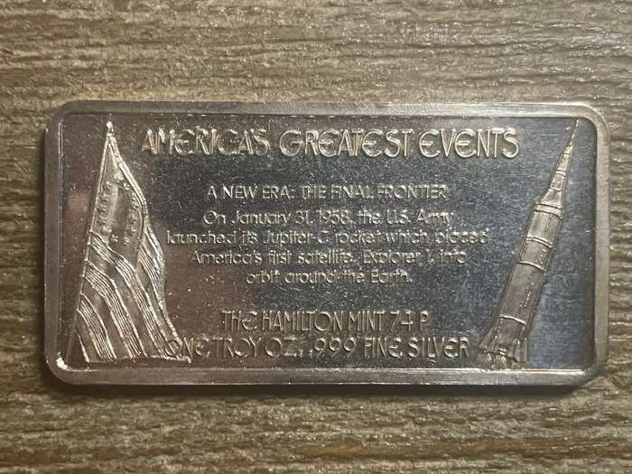 Silver 1 oz *** First US satelite *** 1976 Hamilton Mint do your research - the last of our stock