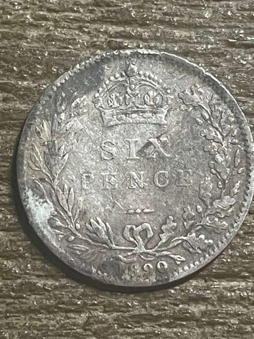 1890 *** British 6 pence *** Needs some work, decent features