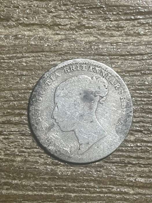 from 1800s *** British Shilling *** Priced on silver content, no discount
