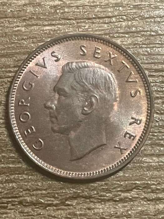 1950 *** 1/2 Penny *** looks unc, please view photos