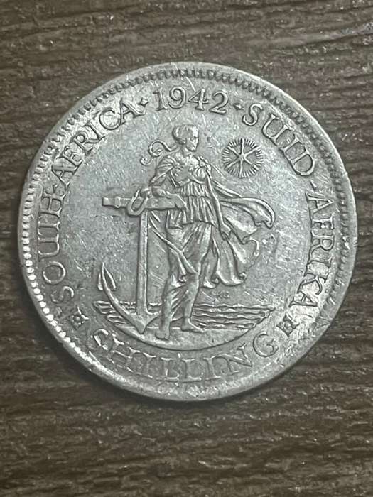 1942 *** Shilling *** A/unc  highly collectable