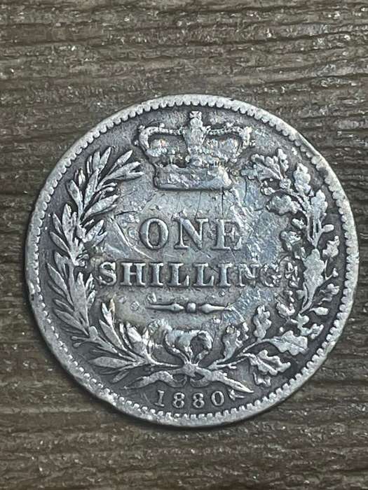 1880 *** British Shilling *** collectable