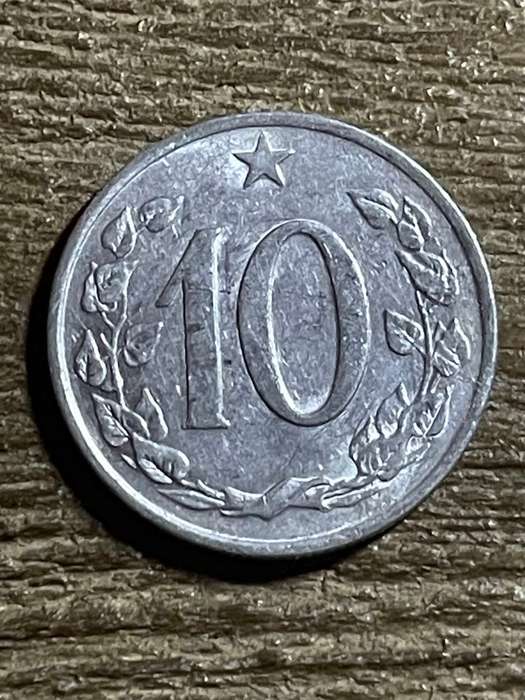 1966 *** Czech 10 Hellers *** Aluminium coin
