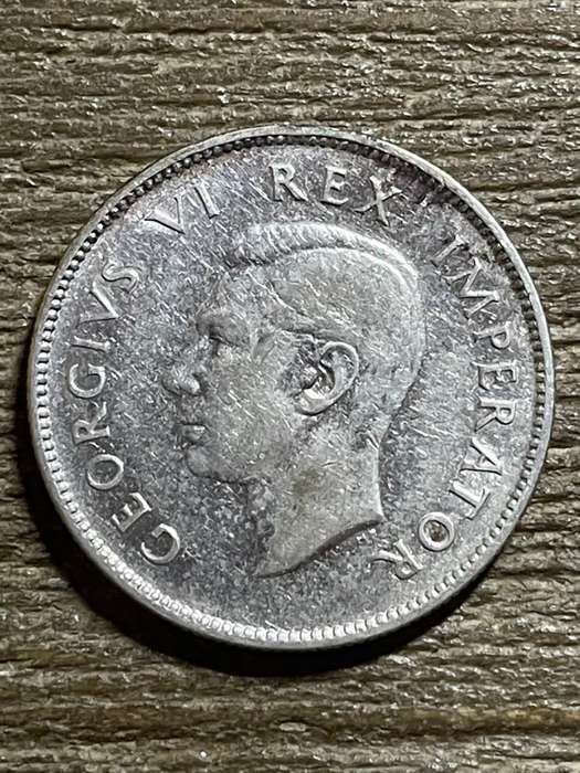 1945 *** 2 Shilling *** a/unc  please see pictures