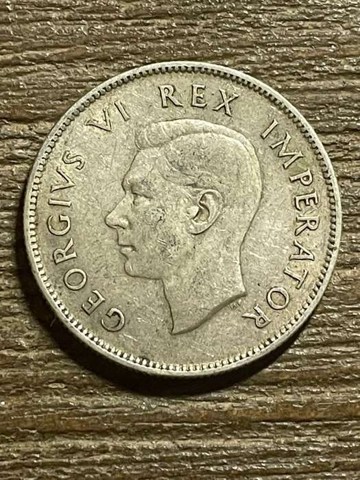 1945 *** 2 Shilling *** vf condition