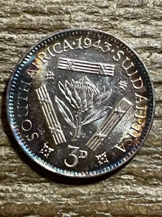 1943 *** 3P *** looks unc *** pls view pictures
