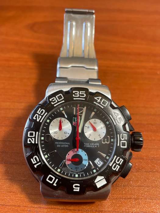 Tag Hueur *** Formula 1 *** Professional 200m*** decent second hand watch