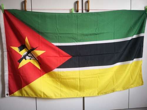 COUNTRY FLAG: FLAG OF MOZAMBIQUE