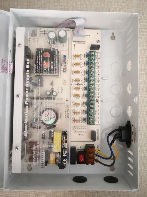 Professional Power Supply Unit 12V 10Amp 9 Way LOA Approved