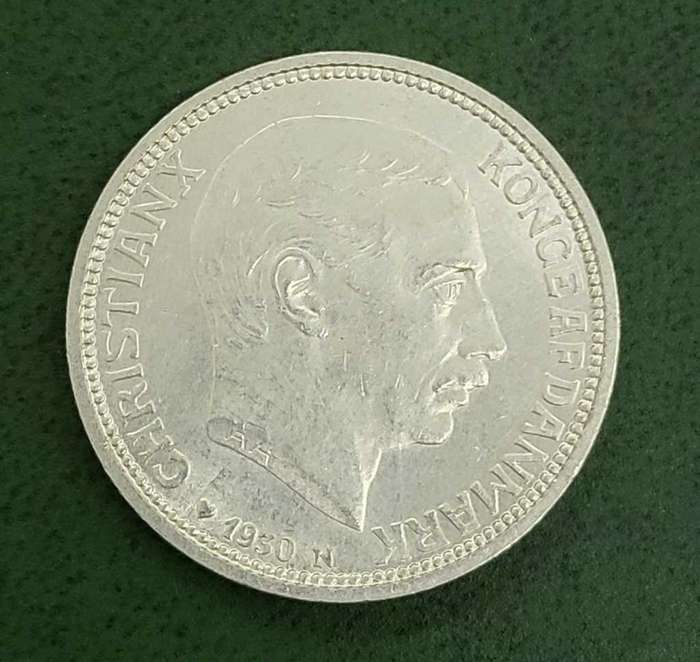 Denmark 2 Kroner 1930 - King Christian 60th Birthday