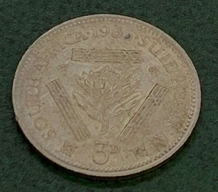 Union Threepence 1933 - EF+ to aUNC condition