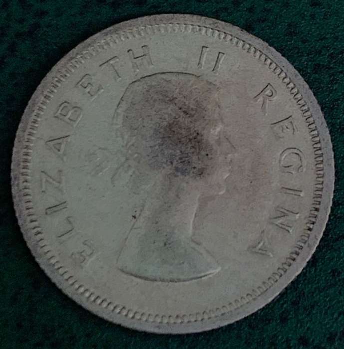 Union Sixpence 1954 - Nice condition