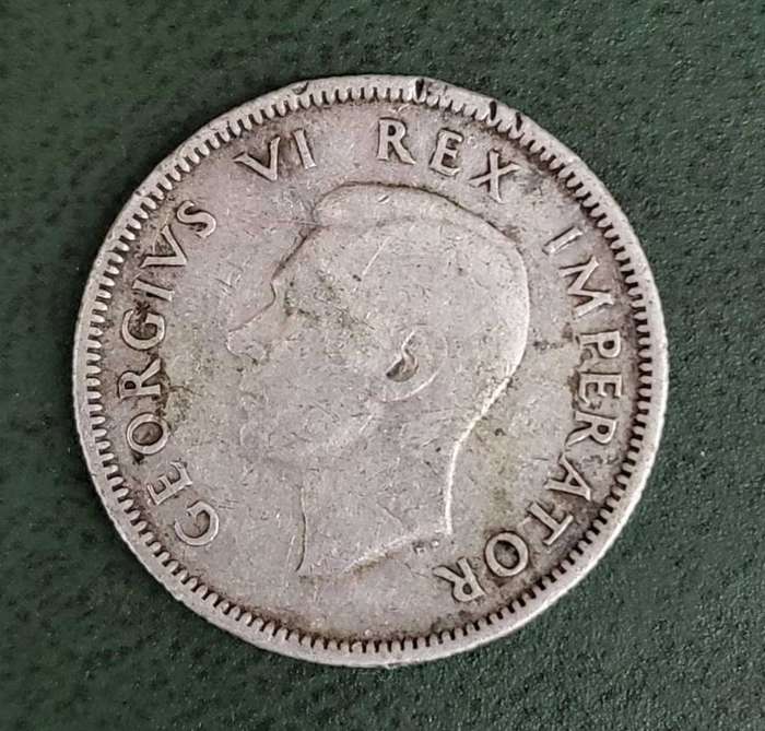 Union 1 Shilling 1945