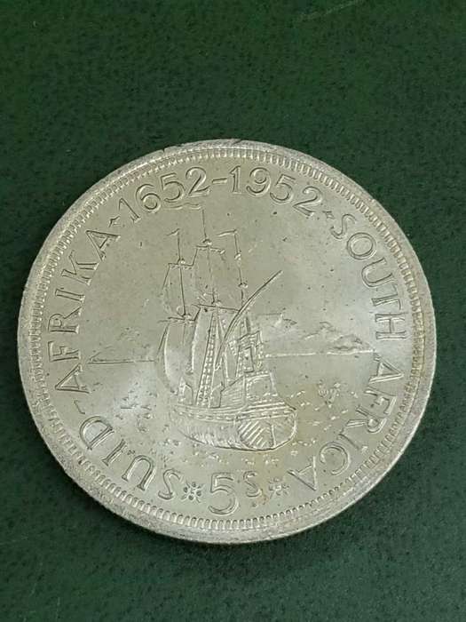 Union 5 Shillings 1952 - aUNC to UNC condition