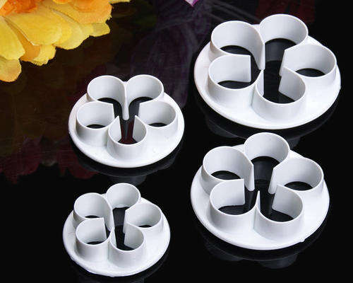 COOKIE - FONDANT - CUTTER - ROSE PETAL SHAPE - 4 PIECE SET COMPLETE