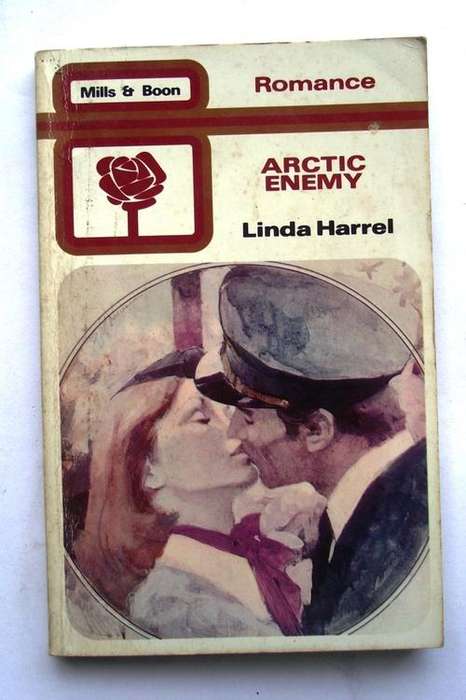 Mills & Boon: Romance: ARCTIC ENEMY