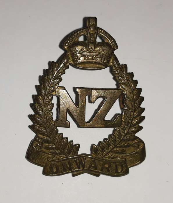 World War Two New Zealand Cap Badge