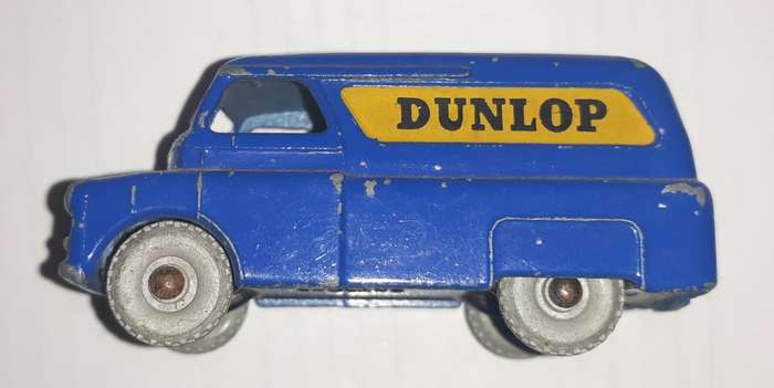 Vintage Lesney No 25 Bedford Dunlop Van