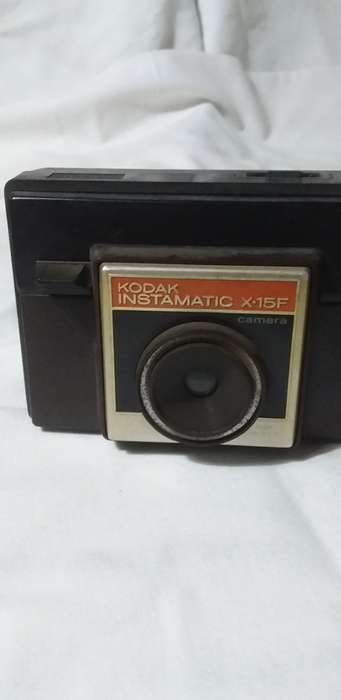KODAK INSTAMATIC X-15F Film Camera - Vintage 1970s