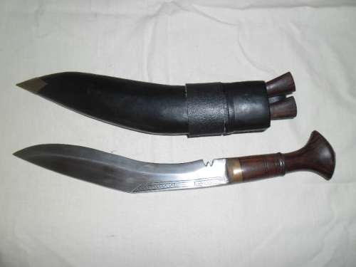 Kukri with both Karda and Chakmak