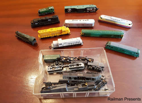 RAILROOM CLEAROUT - Various Loco Bodies and Chassis (Job Lot)
