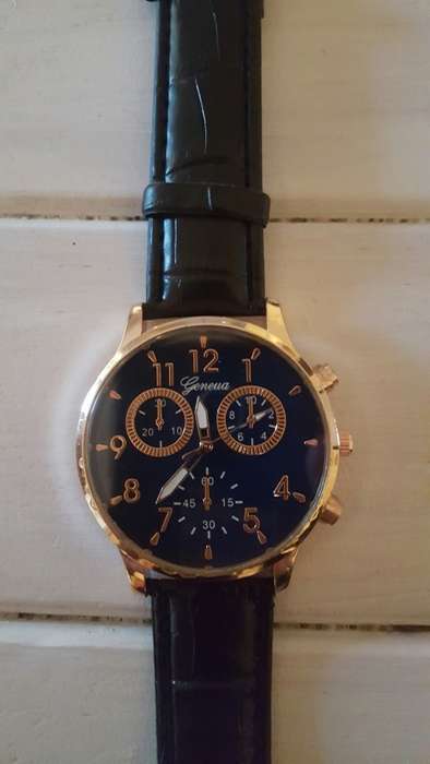 Geneva Unisex Faux Leather Quartz Analog Wrist Watch - Awesome Watch