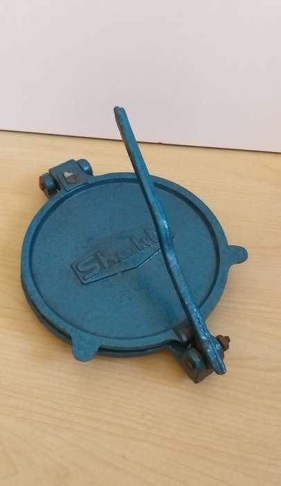 Shakti Cast Iron Puri/Chapathi Press