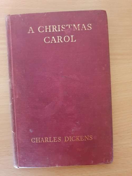 A Christmas Carol : Charles Dickens