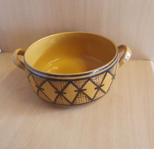 Round Vintage Serving Bowl - width 23cm height 10cm