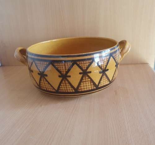 Round Vintage Serving Bowl - width 23cm height 10cm