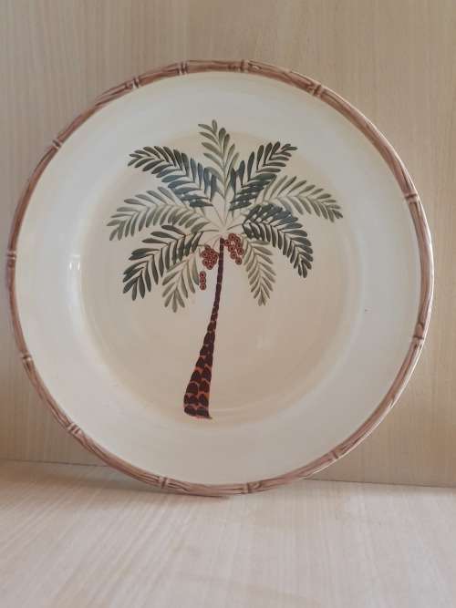 Lot of 3 Palm Pattern Plates - width 26cm